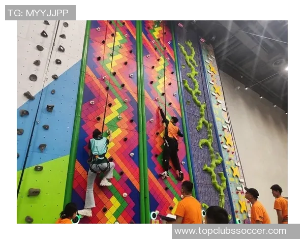 探索极限运动的魅力上海极限运动队成员的个人能力与成长之路